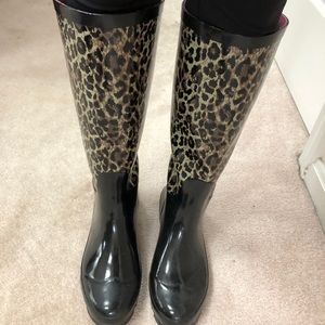 Cheetah rain boots
